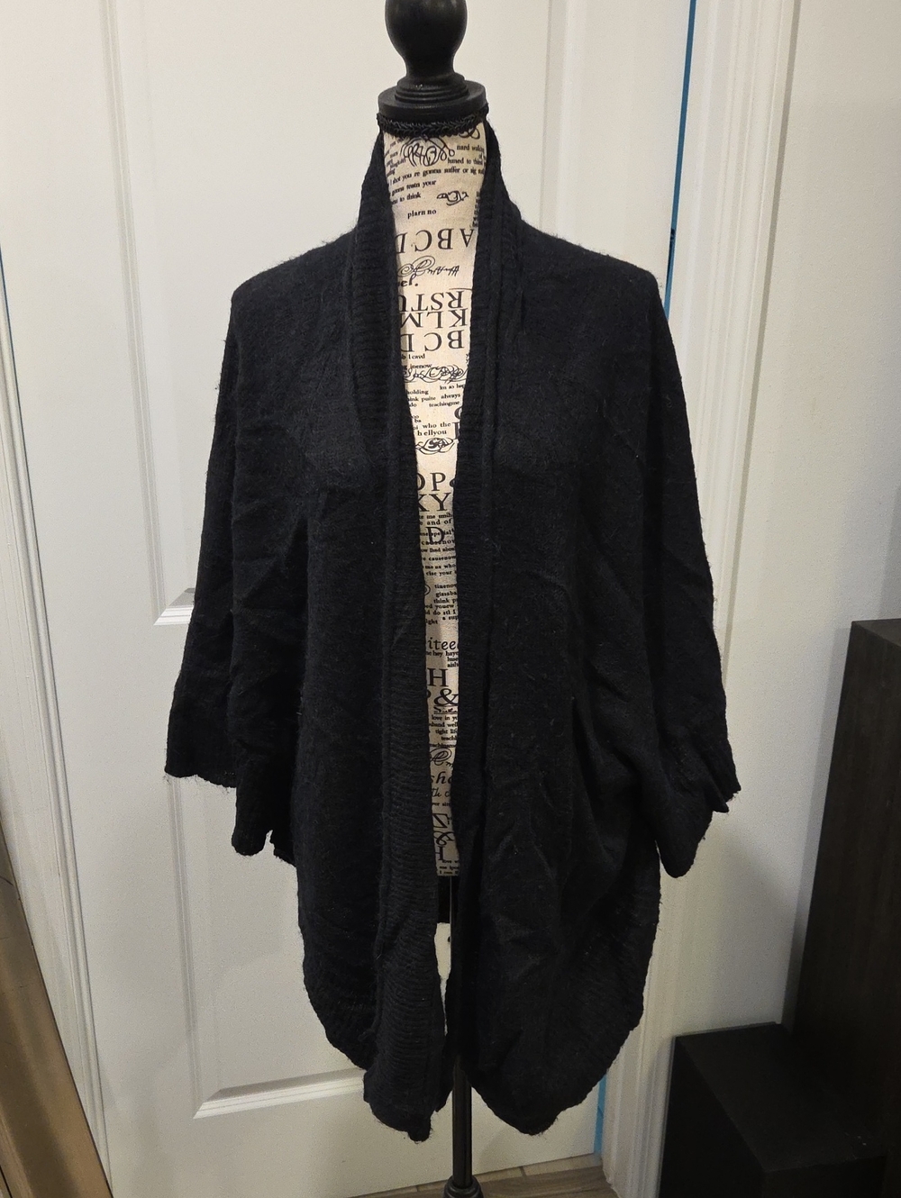 Anthropologie Knitted & Knotted Black Cocoon Cardigan Sweater - Size M!